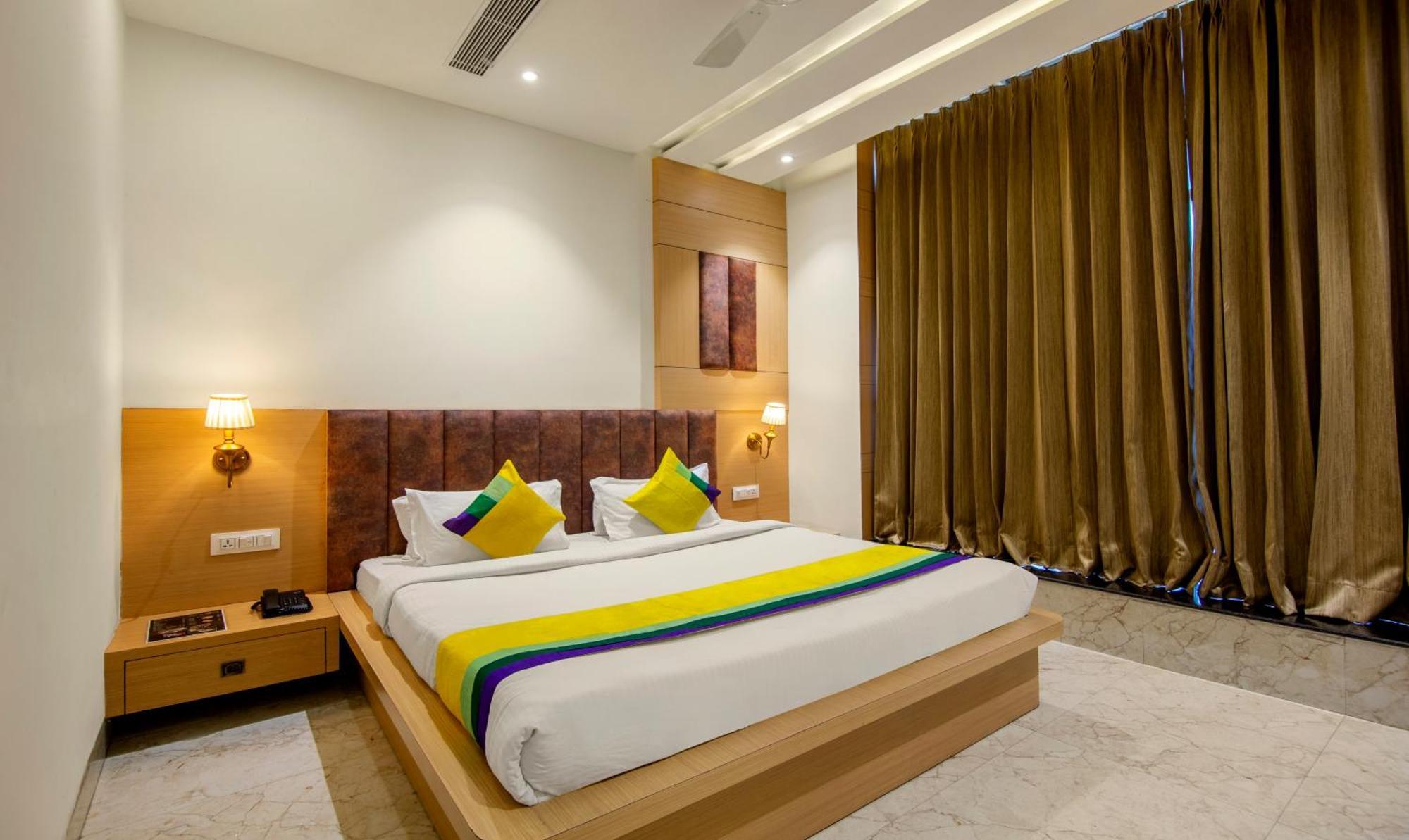 Itsy Hotels Sehdev Residency, Near Golden Temple Amritsar Buitenkant foto