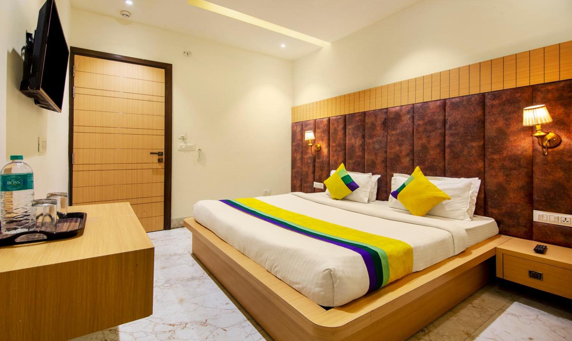 Itsy Hotels Sehdev Residency, Near Golden Temple Amritsar Buitenkant foto