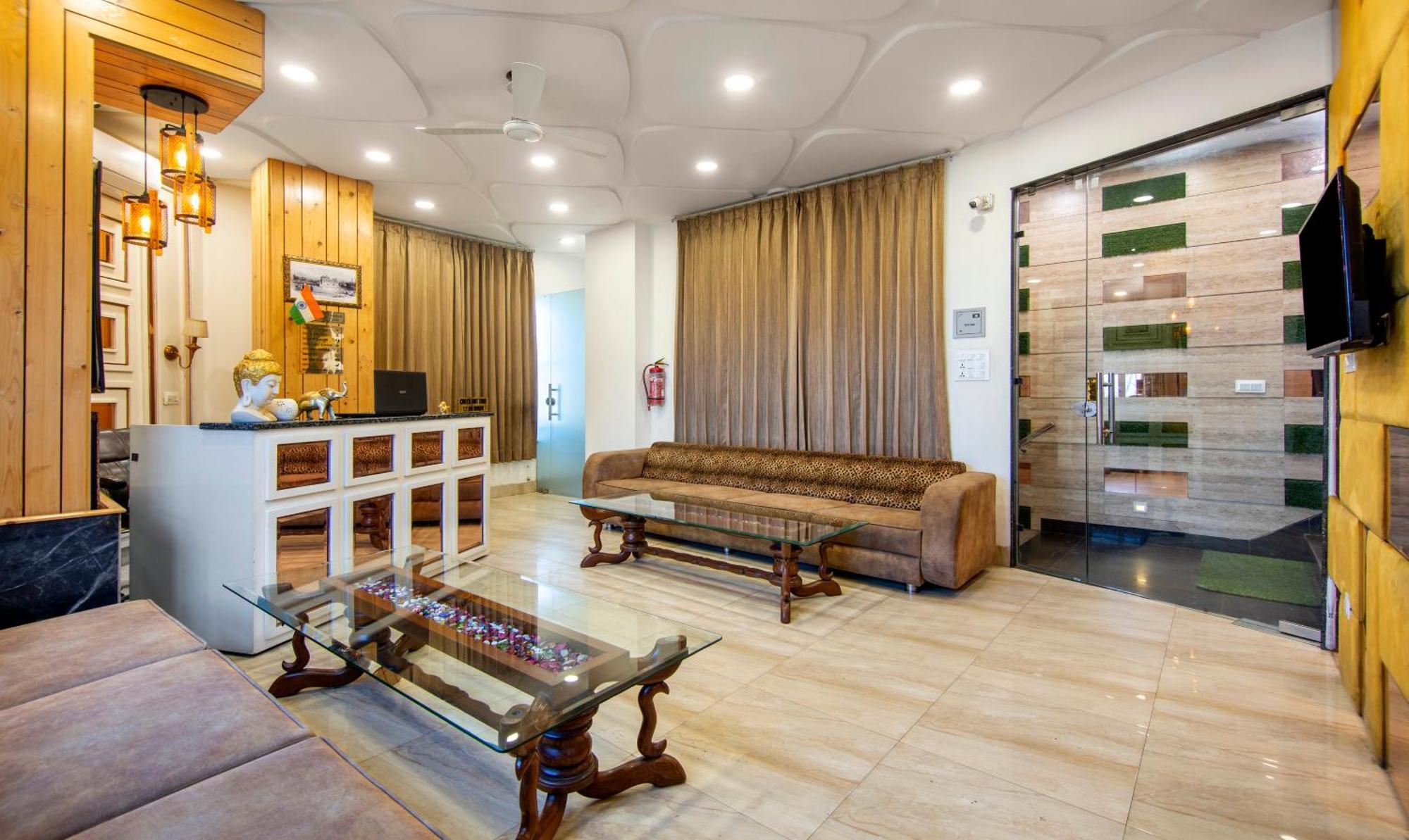 Itsy Hotels Sehdev Residency, Near Golden Temple Amritsar Buitenkant foto