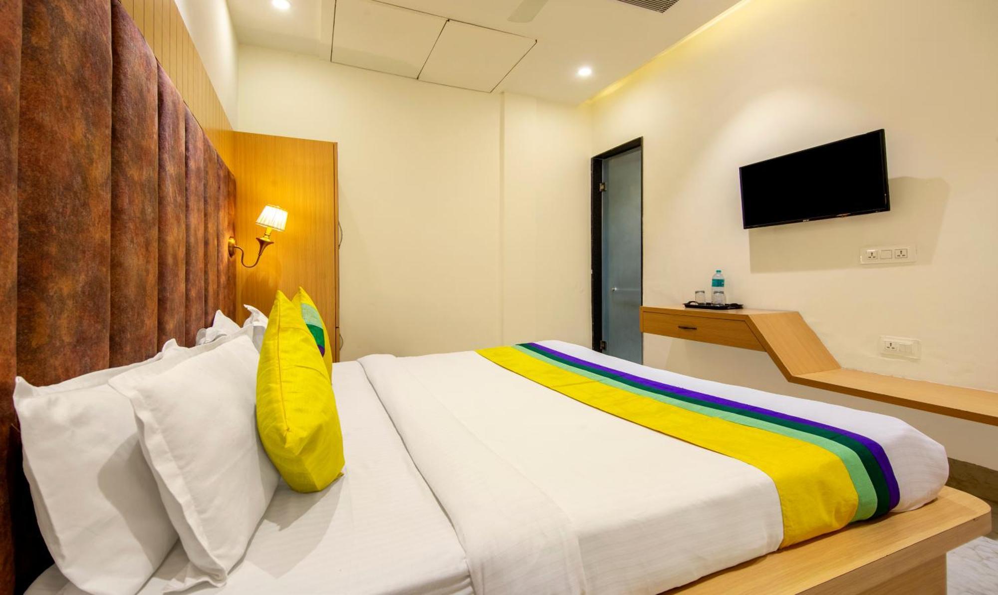 Itsy Hotels Sehdev Residency, Near Golden Temple Amritsar Buitenkant foto