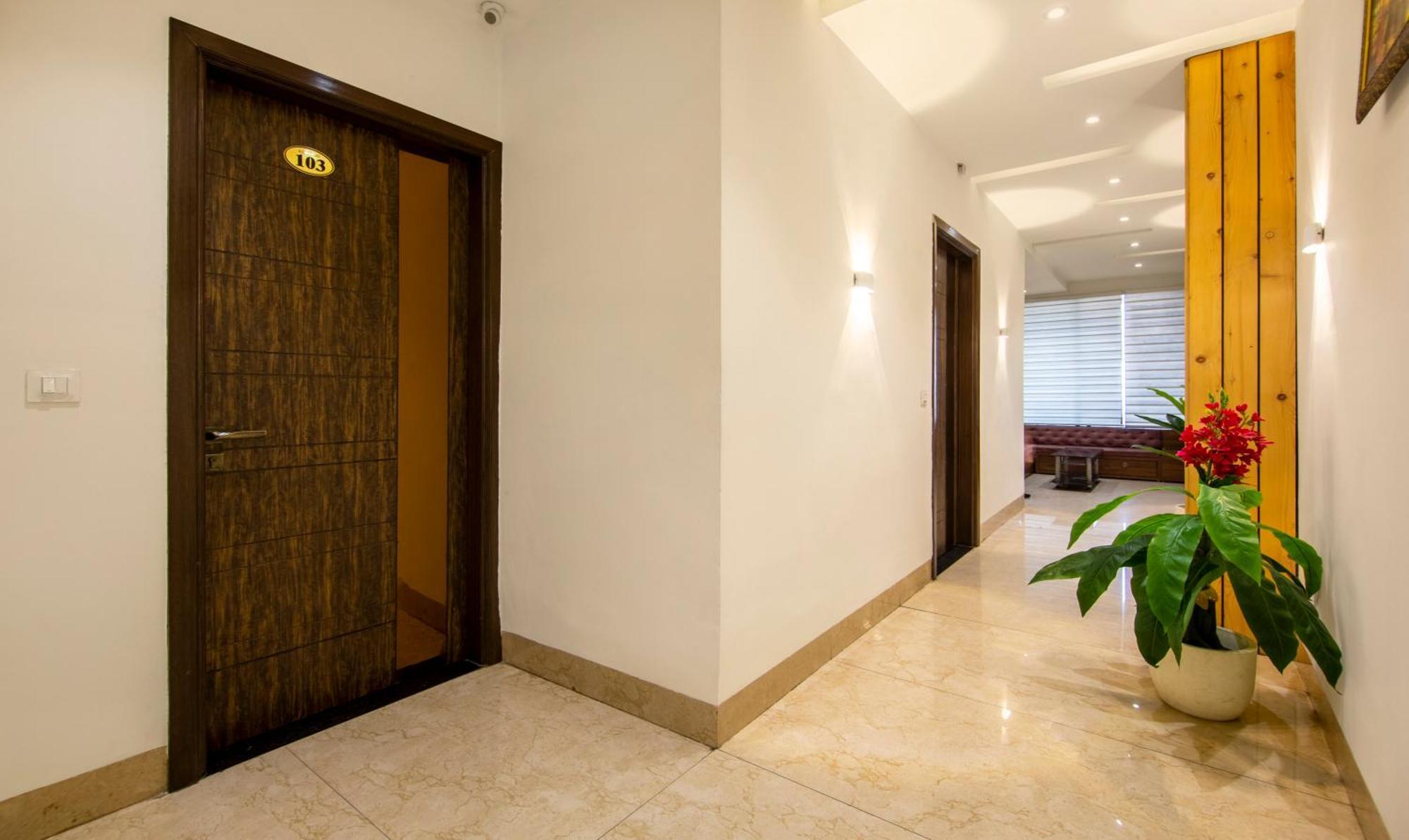 Itsy Hotels Sehdev Residency, Near Golden Temple Amritsar Buitenkant foto
